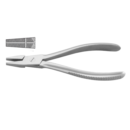 Flat Nose Plier With Crosswise Groove